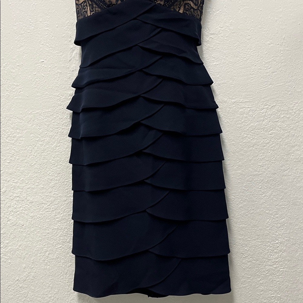 Jessica Howard Navy and Beige Lace Midi Dress size 4 - Picture 2 of 7
